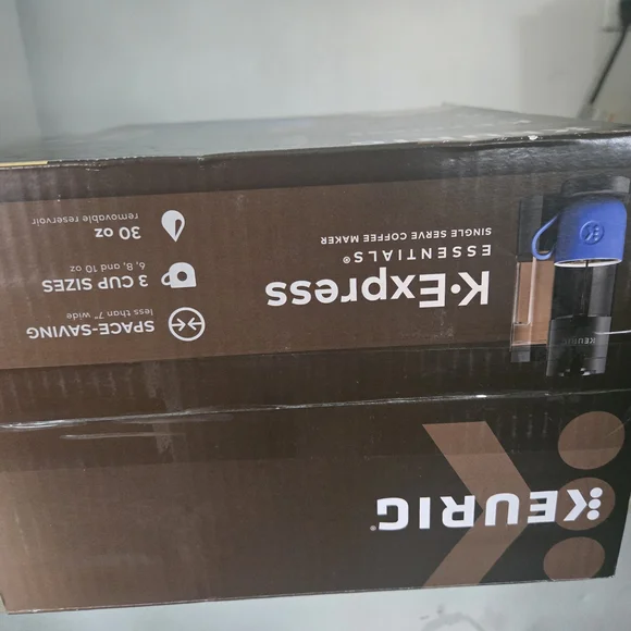 Keurig K-Express Essentials Coffee Maker in Black - Picture 3 of 4